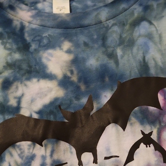 NWOT Tultex Unisex Just a Little Batty Ice Dye T-Shirt - Picture 8 of 10